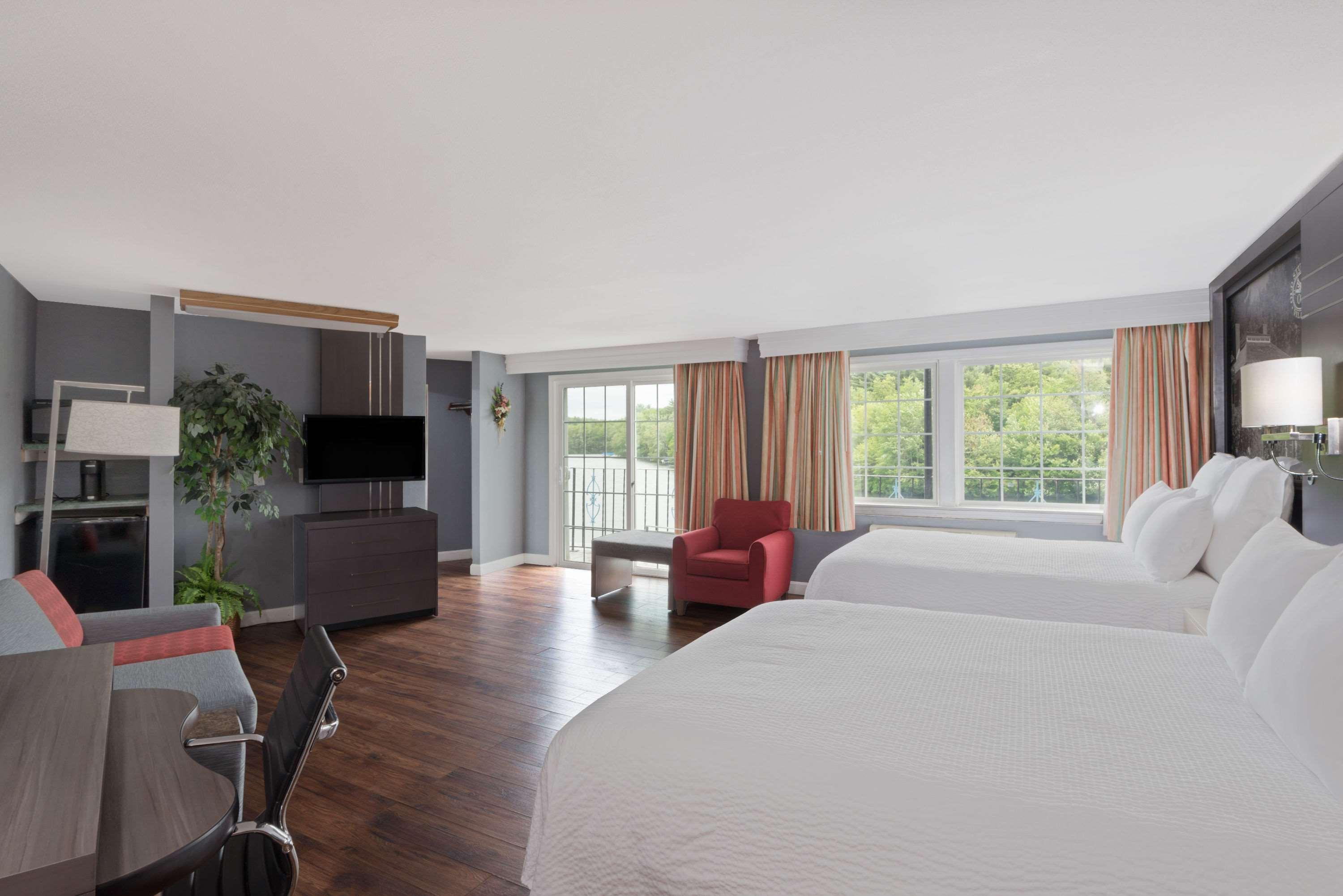 Super 8 By Wyndham Sturbridge Ξενοδοχείο Εξωτερικό φωτογραφία